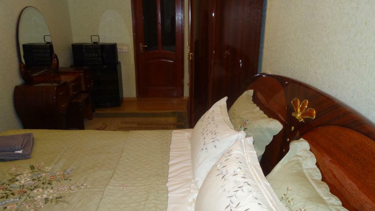 Apartment Vake-Saburtalo Tbilisi Room photo